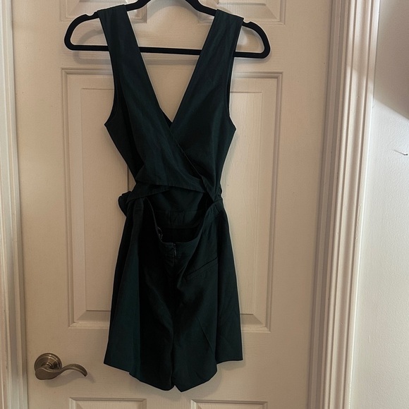 Club Monaco mandria palm Teal Sleeveless Romper size 2 - Picture 3 of 6